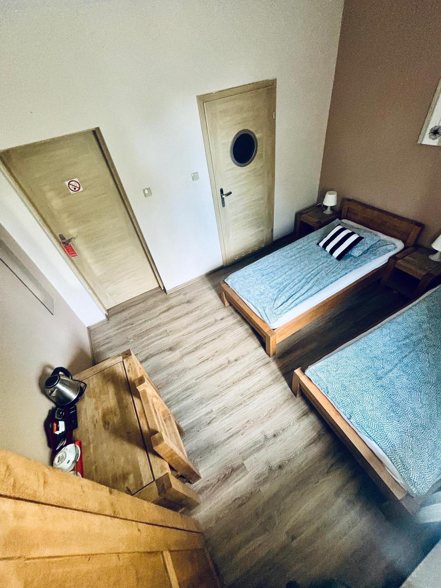 BedRooms 3 Maja 15A Łódź Exterior foto