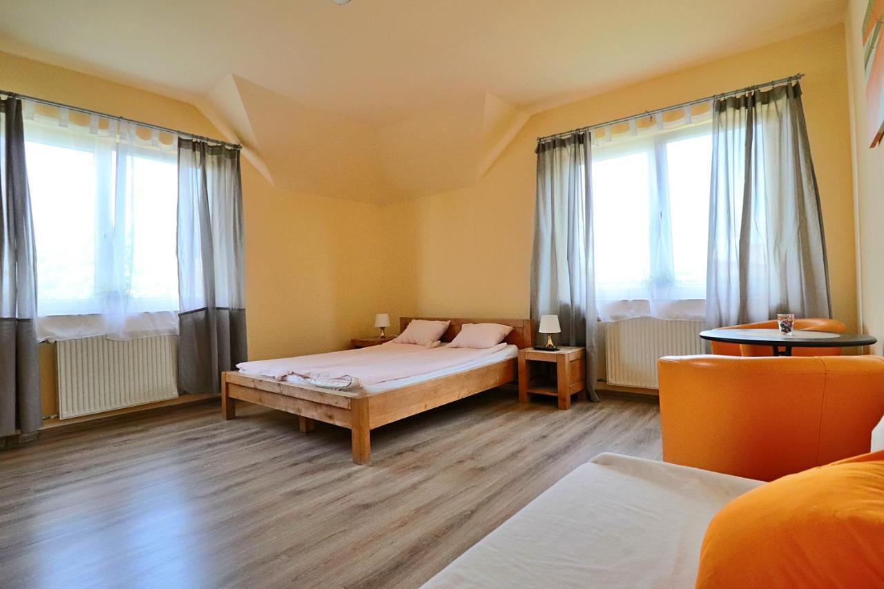BedRooms 3 Maja 15A Łódź Exterior foto